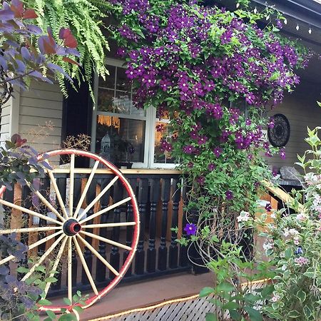 Serenity Ranch Bed & Breakfast Ancaster Eksteriør billede