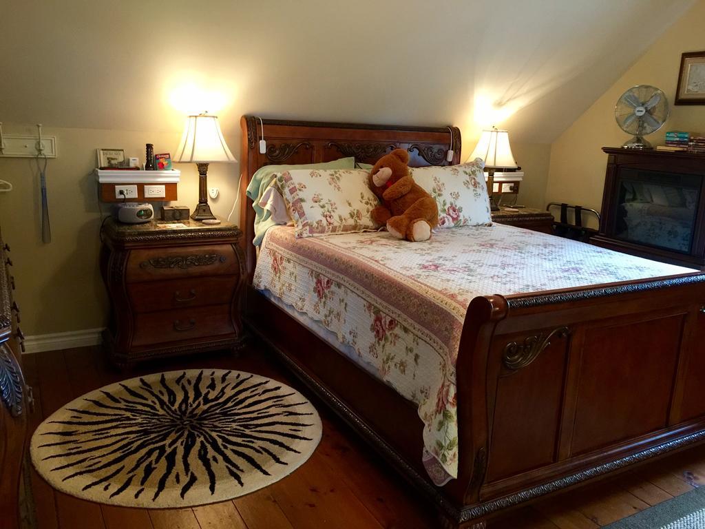 Serenity Ranch Bed & Breakfast Ancaster Eksteriør billede