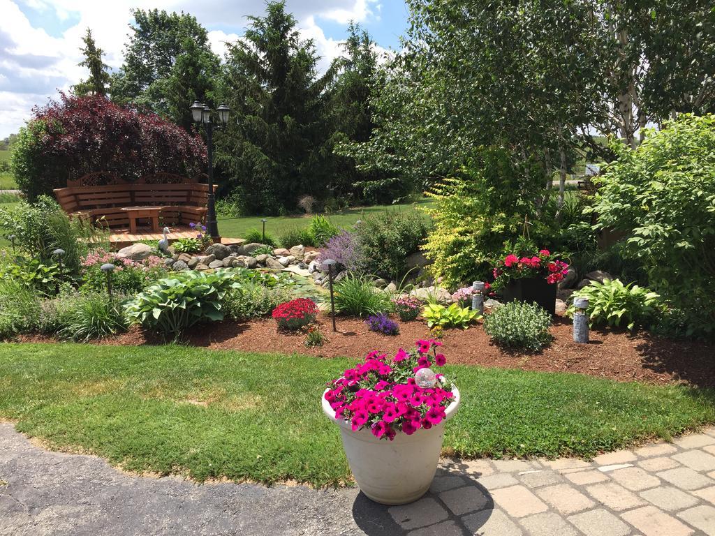 Serenity Ranch Bed & Breakfast Ancaster Eksteriør billede